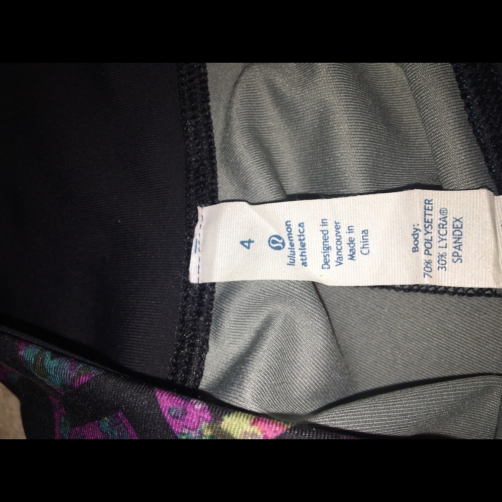 Lululemon Wanderlust Tribal size 4